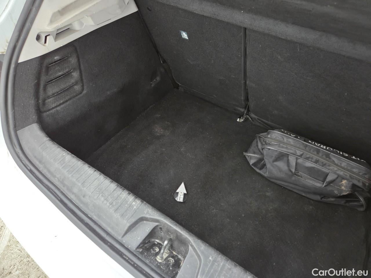  Renault  Clio 1.0 TCe 90CP Life #52