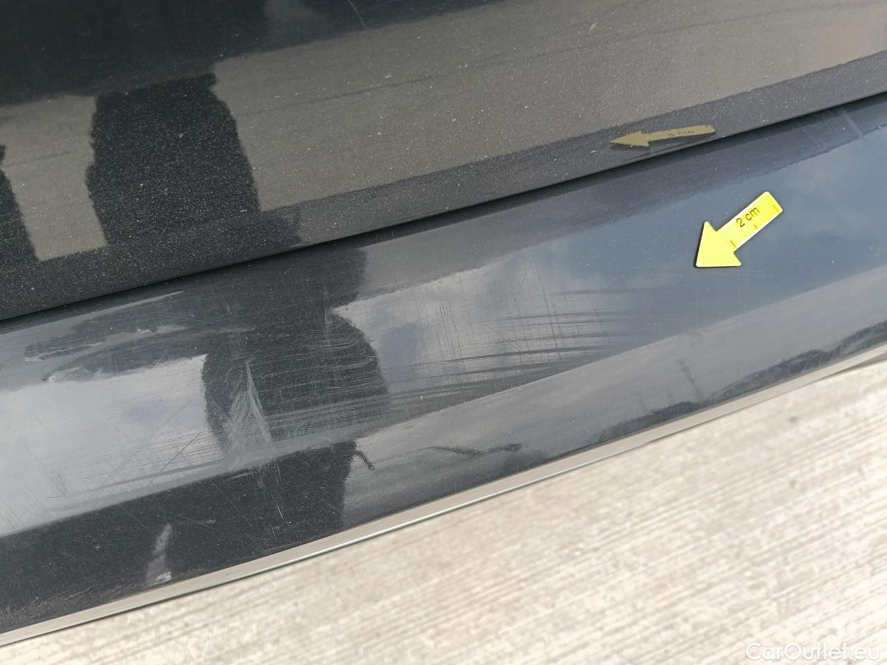  Volkswagen  Golf  Life 1.0 TSI #27