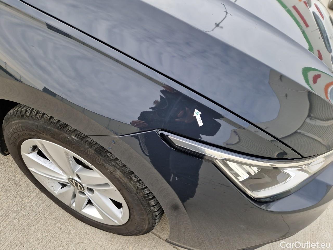  Volkswagen  Golf  Life 1.0 TSI #17