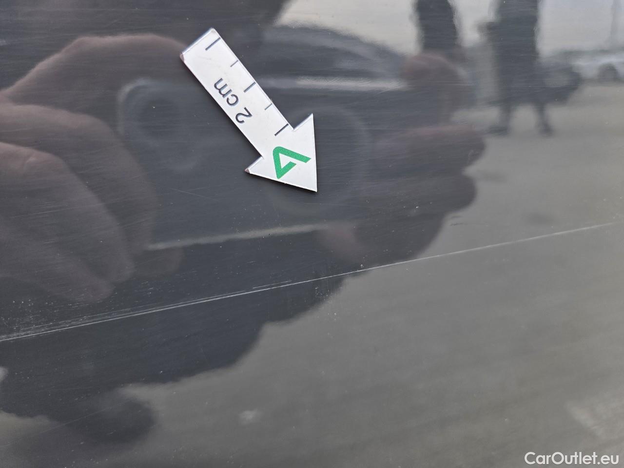  Volkswagen  Golf  Life 1.0 TSI #33