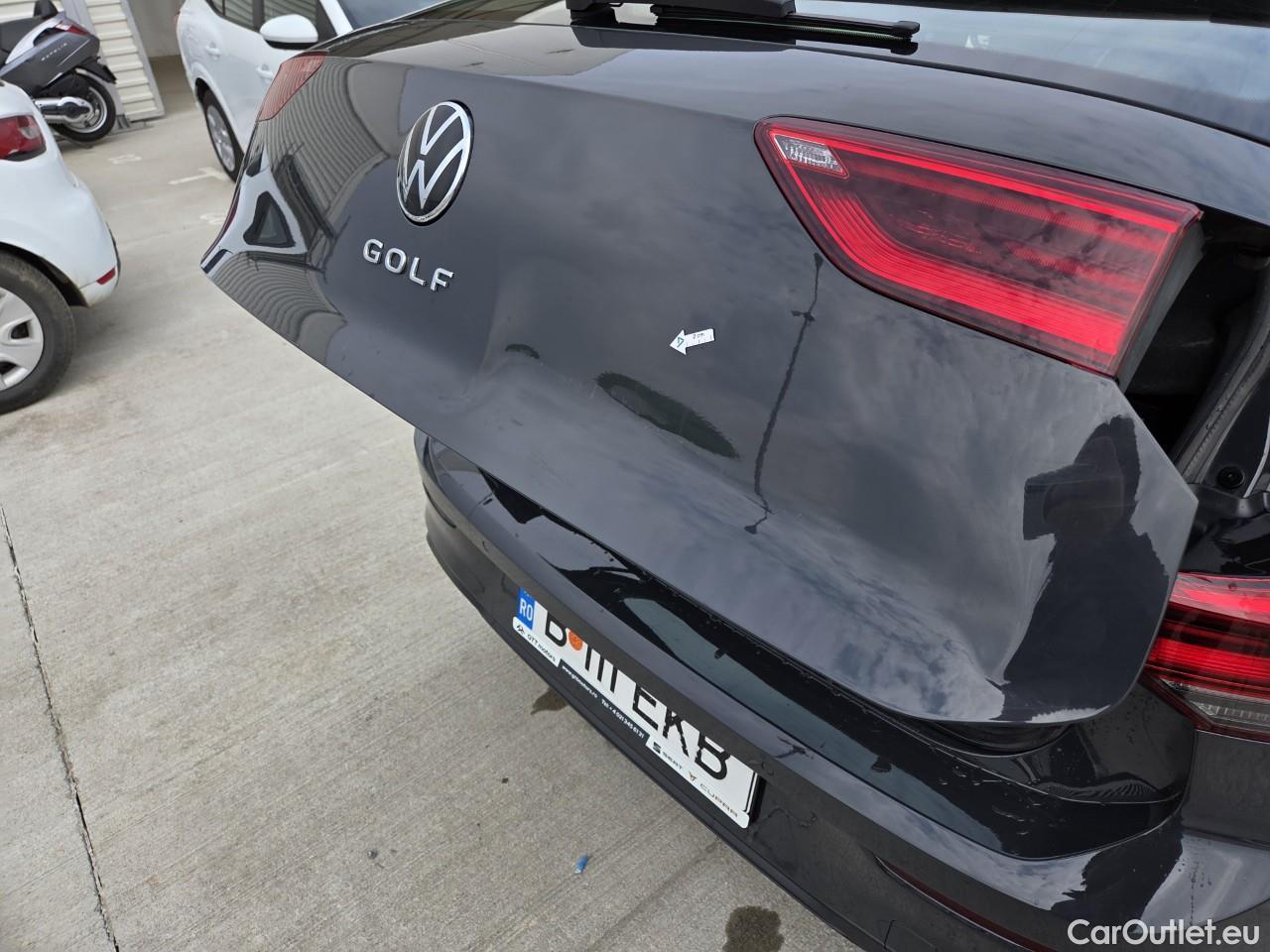  Volkswagen  Golf  Life 1.0 TSI #46