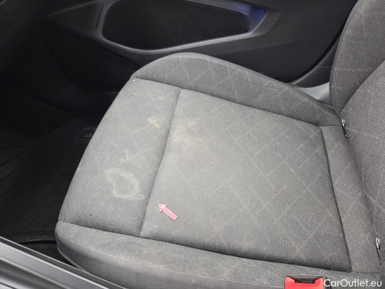  Volkswagen  Golf  Life 1.5 eTSI ACT DSG mild-Hybrid #23