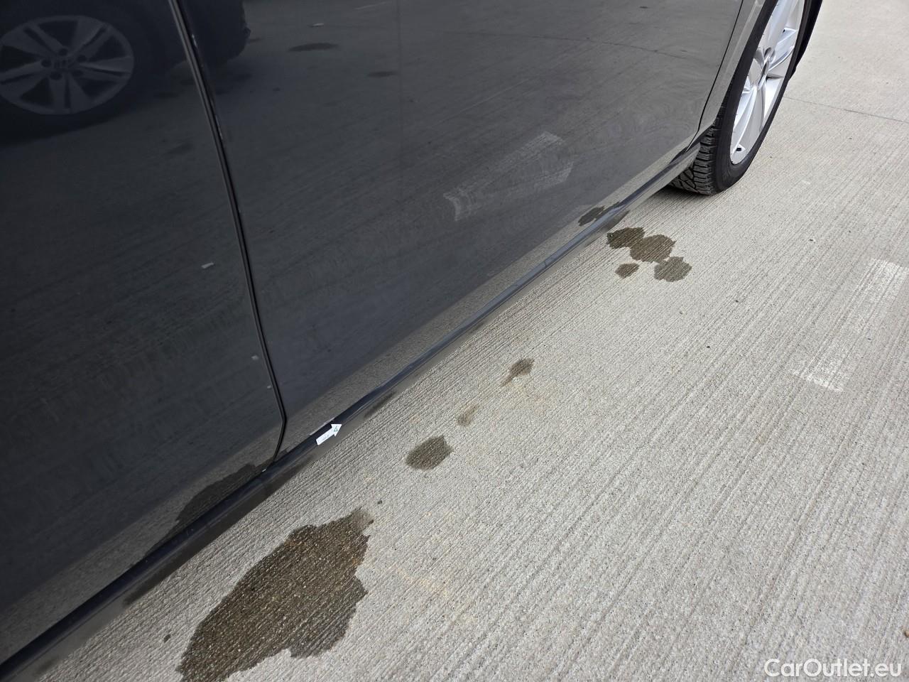  Volkswagen  Golf  Life 1.0 TSI #29