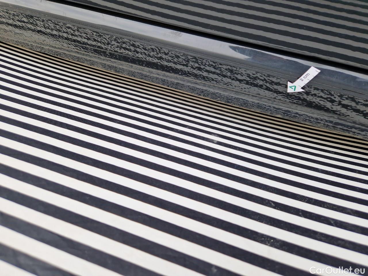  Volkswagen  Golf  Life 1.0 TSI #30