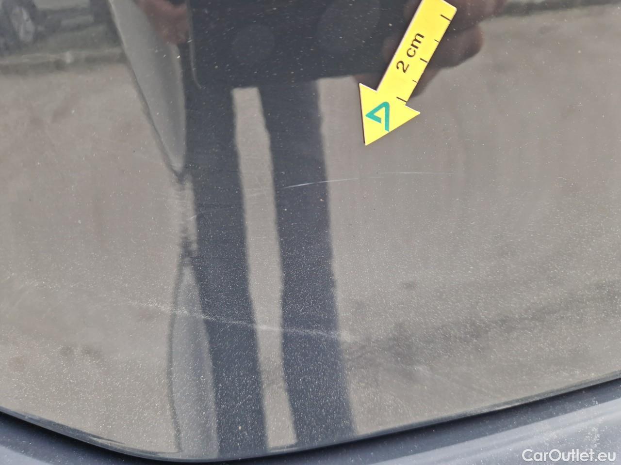  Volkswagen  Golf  Life 1.0 TSI #30