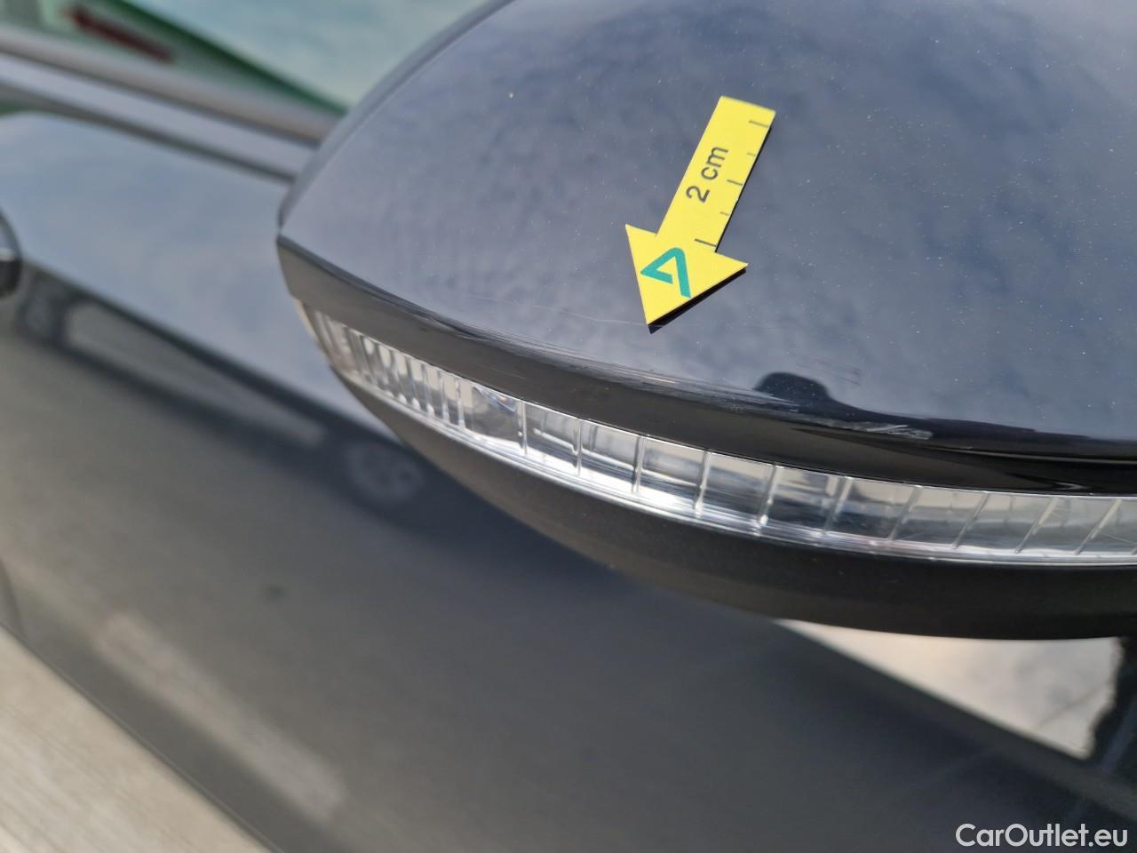  Volkswagen  Golf  Life 1.0 TSI #17