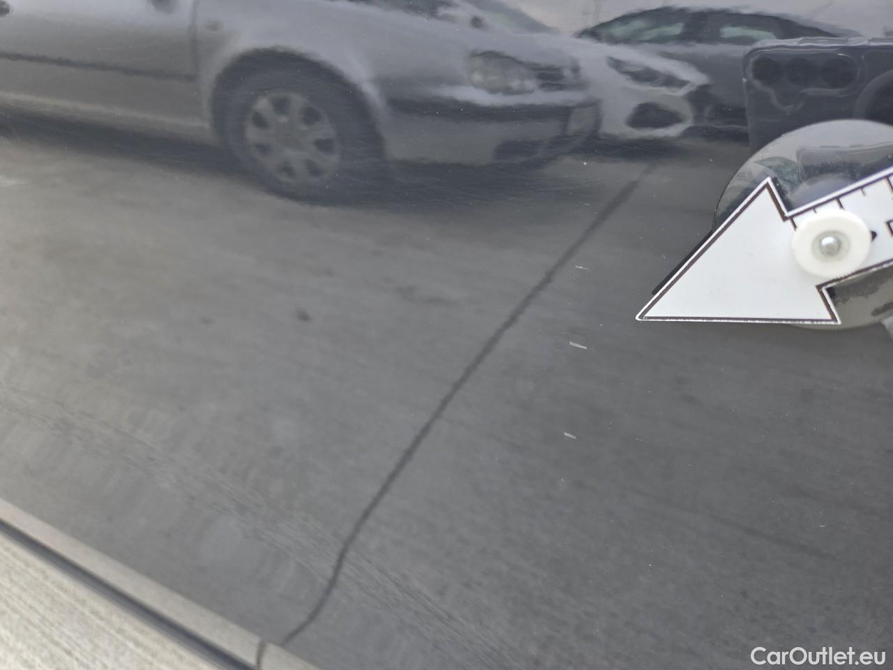  Volkswagen  Golf  Life 1.0 TSI #38