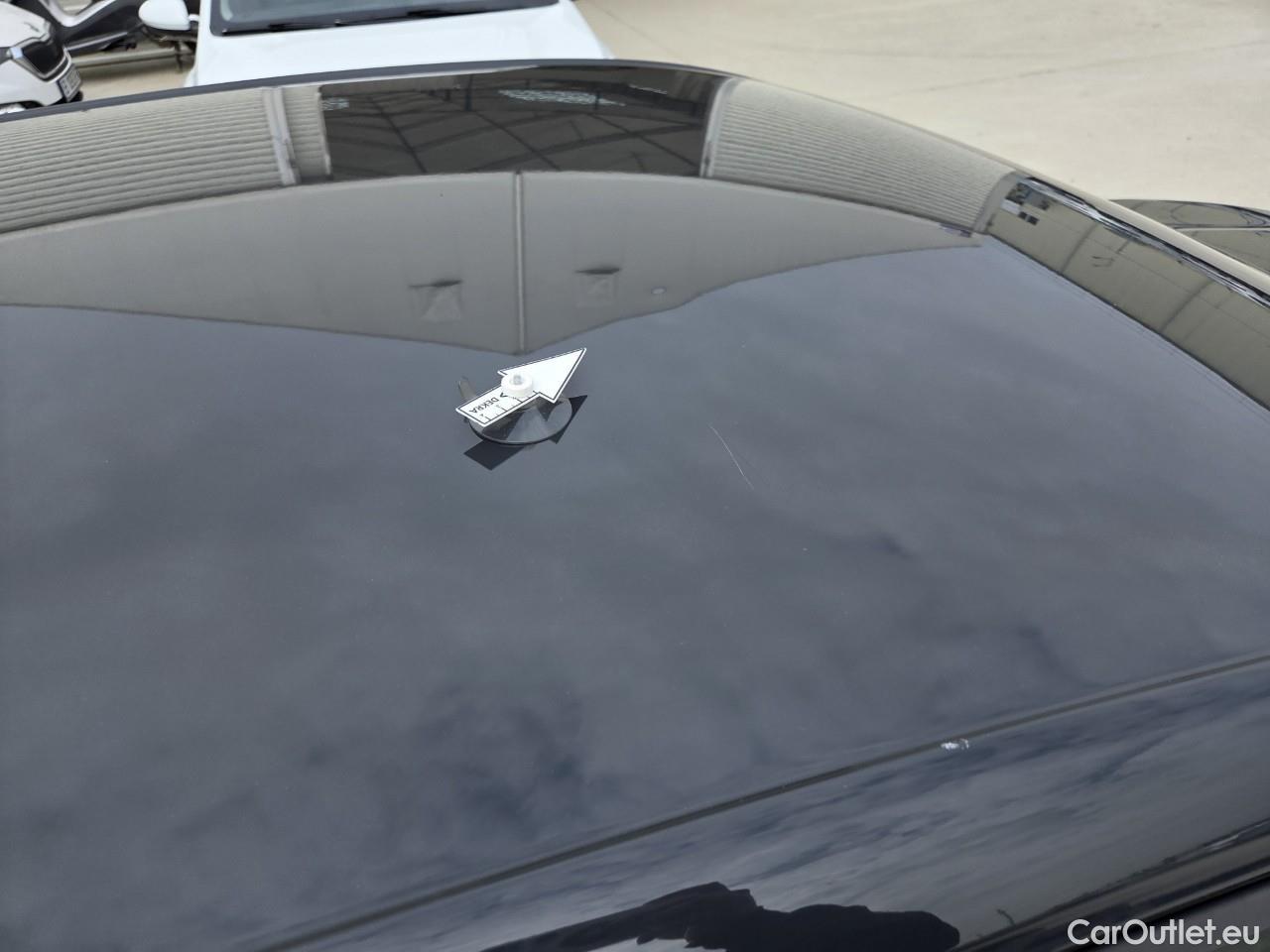  Volkswagen  Golf  Life 1.0 TSI #52