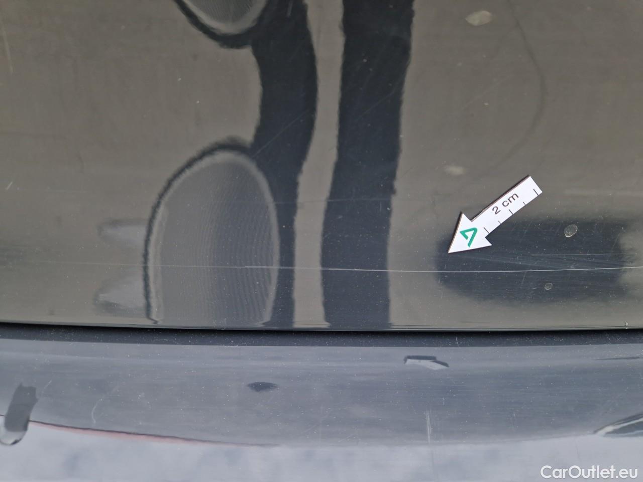  Volkswagen  Golf  Life 1.0 TSI #34