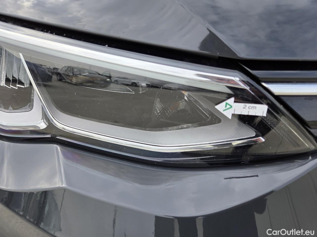  Volkswagen  Golf  Life 1.0 TSI #14