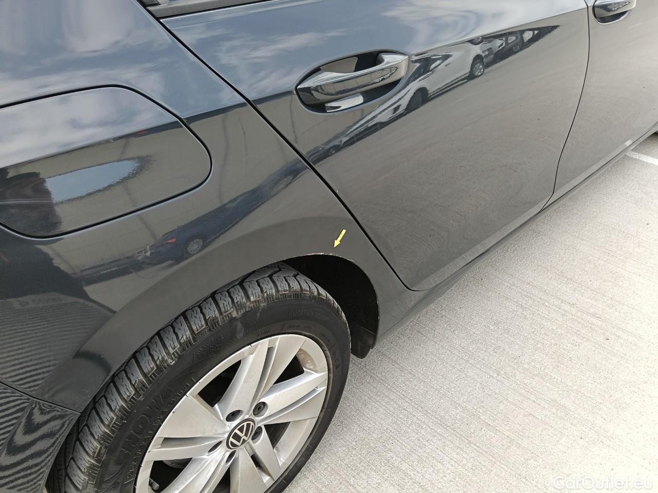  Volkswagen  Golf  Life 1.0 TSI #23