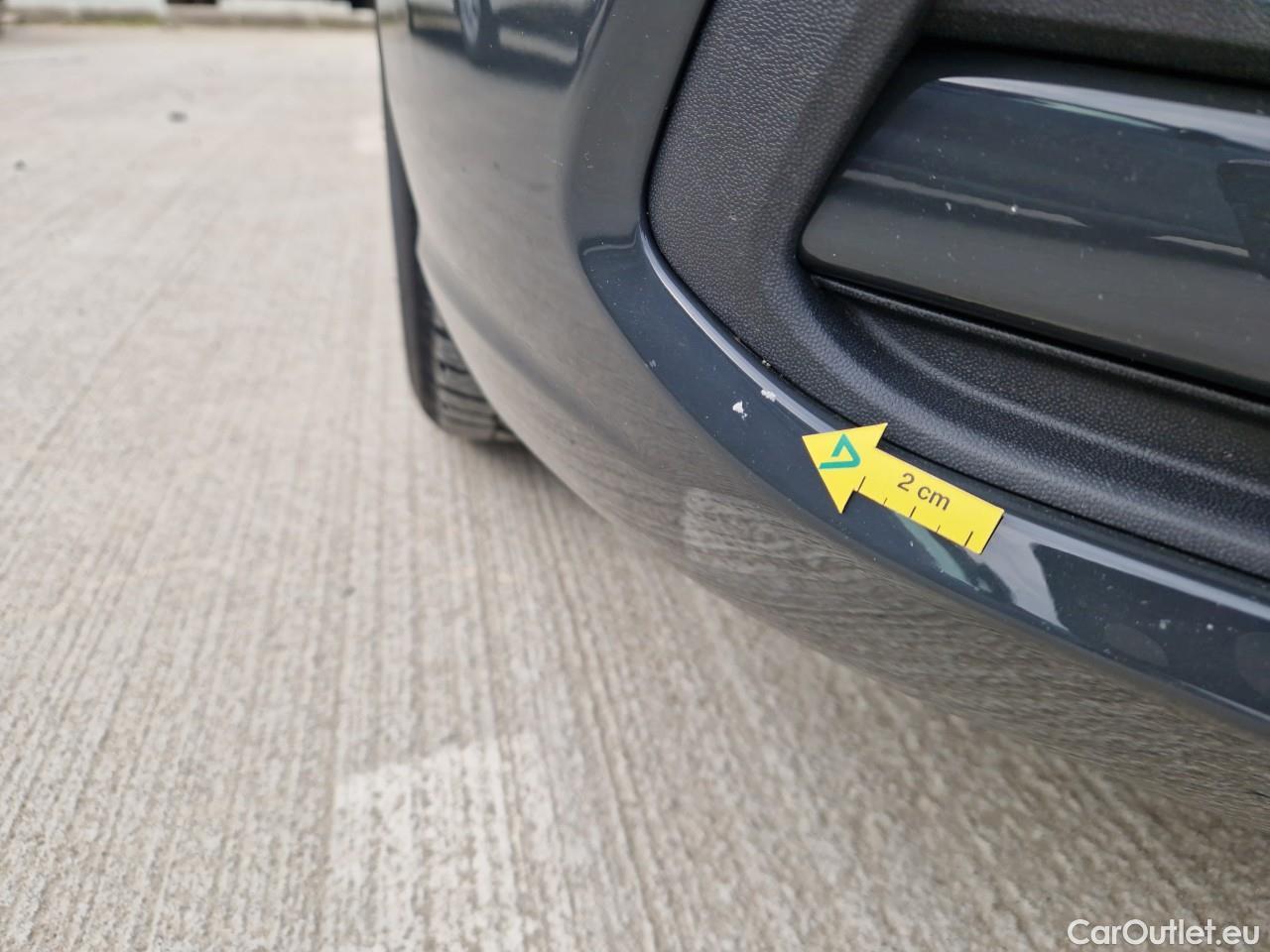  Volkswagen  Golf  Life 1.0 TSI #8