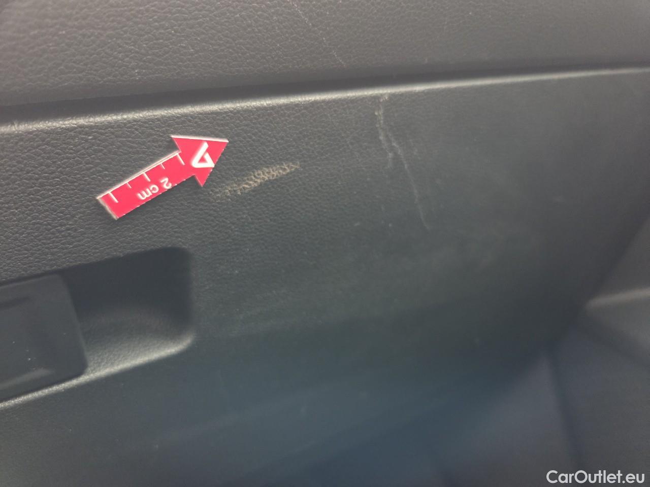  Volkswagen  Golf  Life 1.5 eTSI ACT DSG mild-Hybrid #25