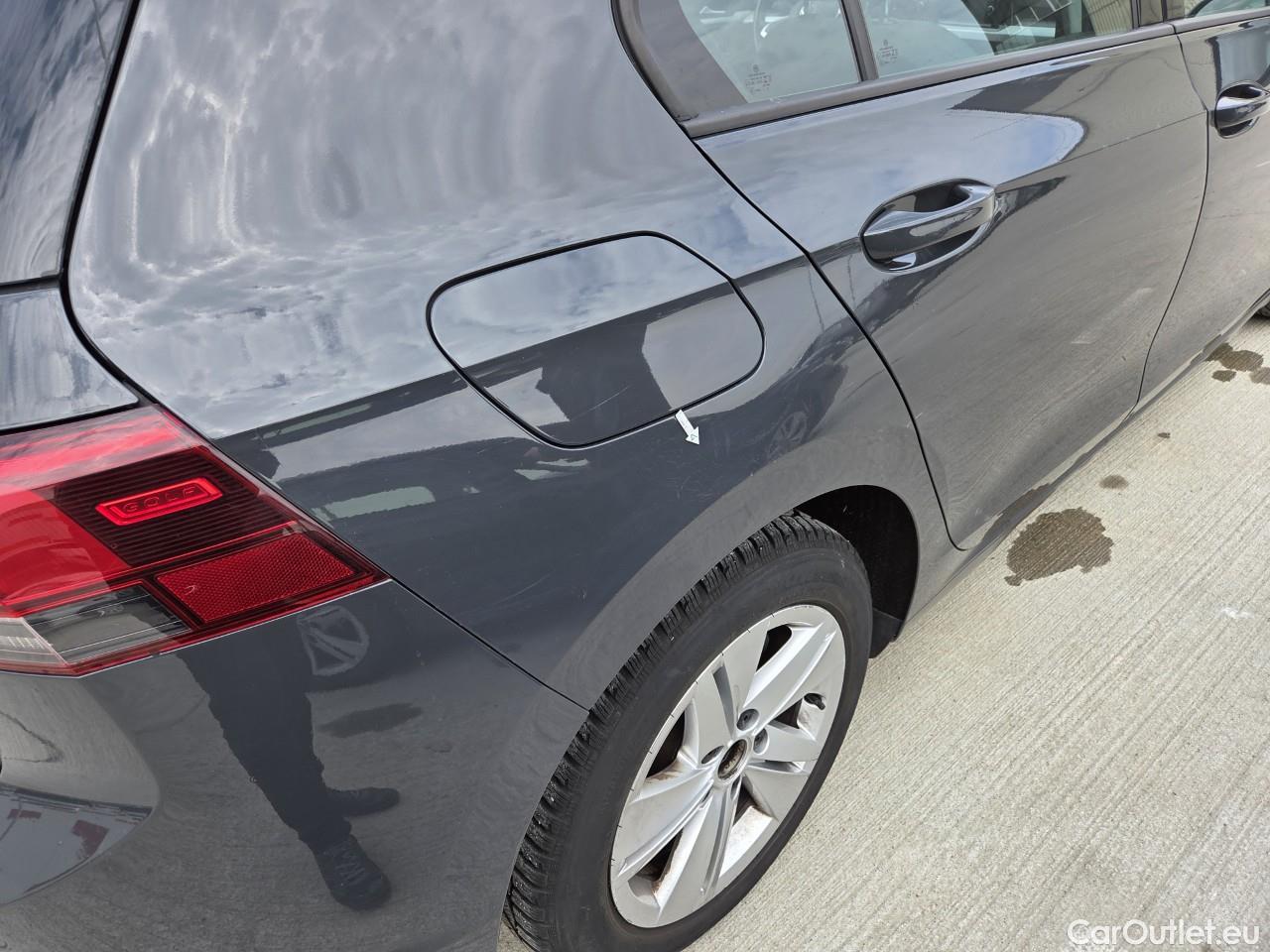  Volkswagen  Golf  Life 1.0 TSI #43