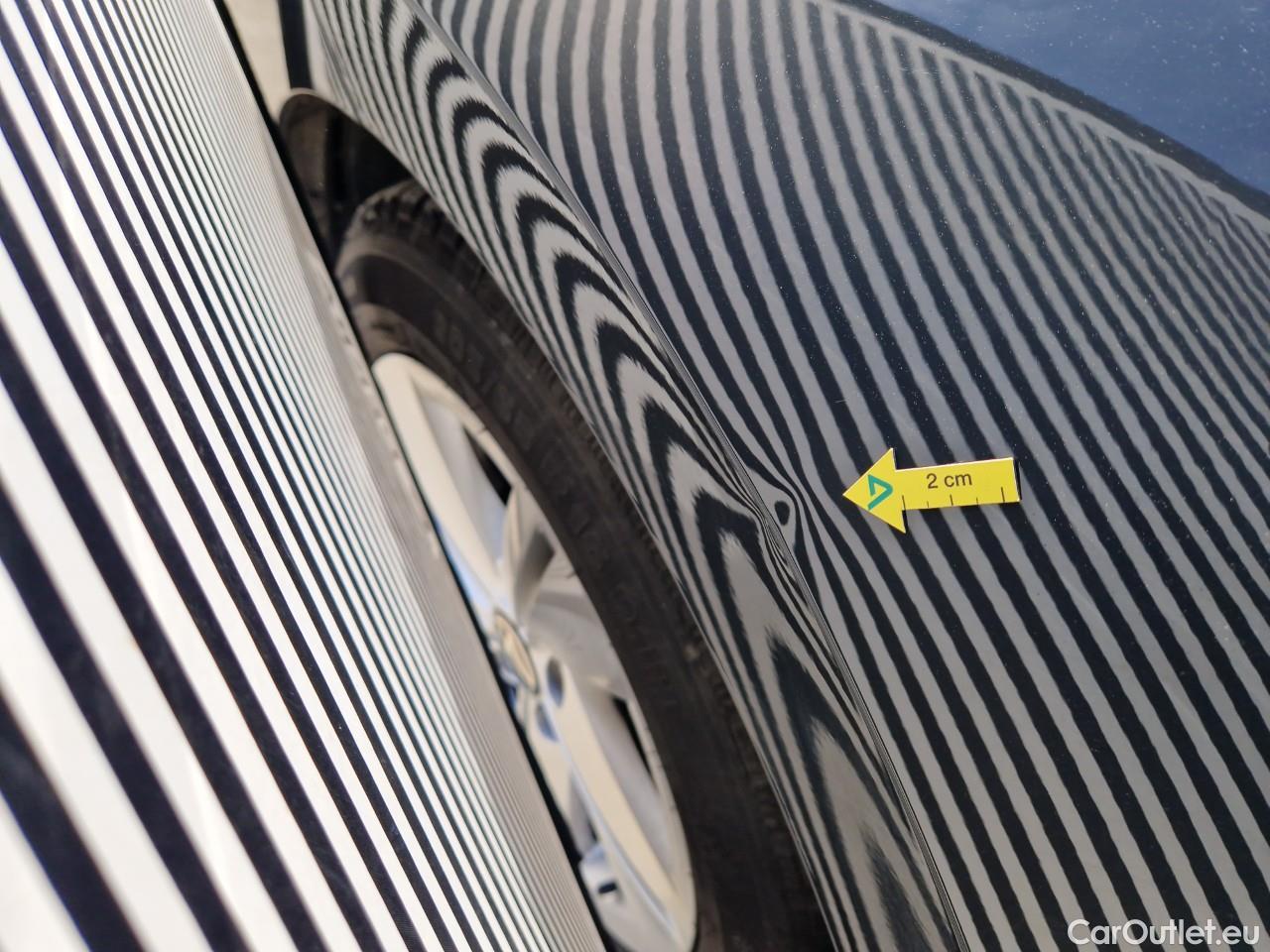  Volkswagen  Golf  Life 1.0 TSI #5