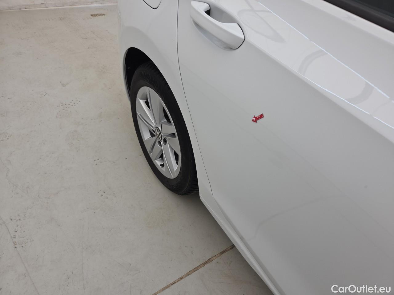  Volkswagen  Golf  Life 1.5 eTSI ACT DSG mild-Hybrid #6