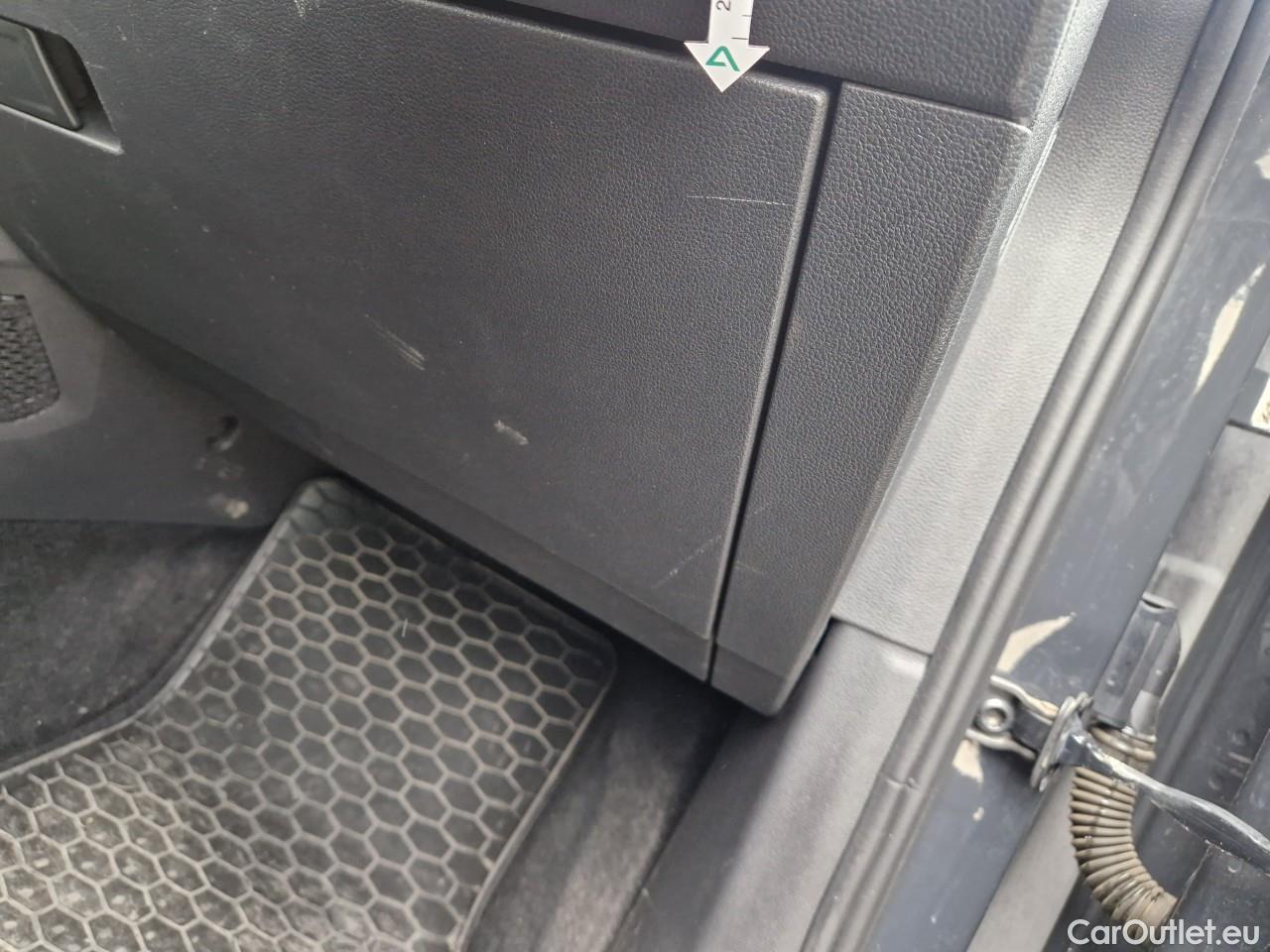  Volkswagen  Golf  Life 1.0 TSI #58