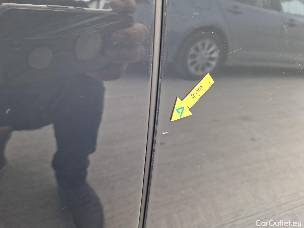  Volkswagen  Golf  Life 1.0 TSI #21