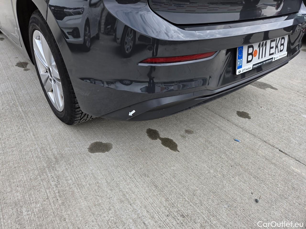  Volkswagen  Golf  Life 1.0 TSI #44