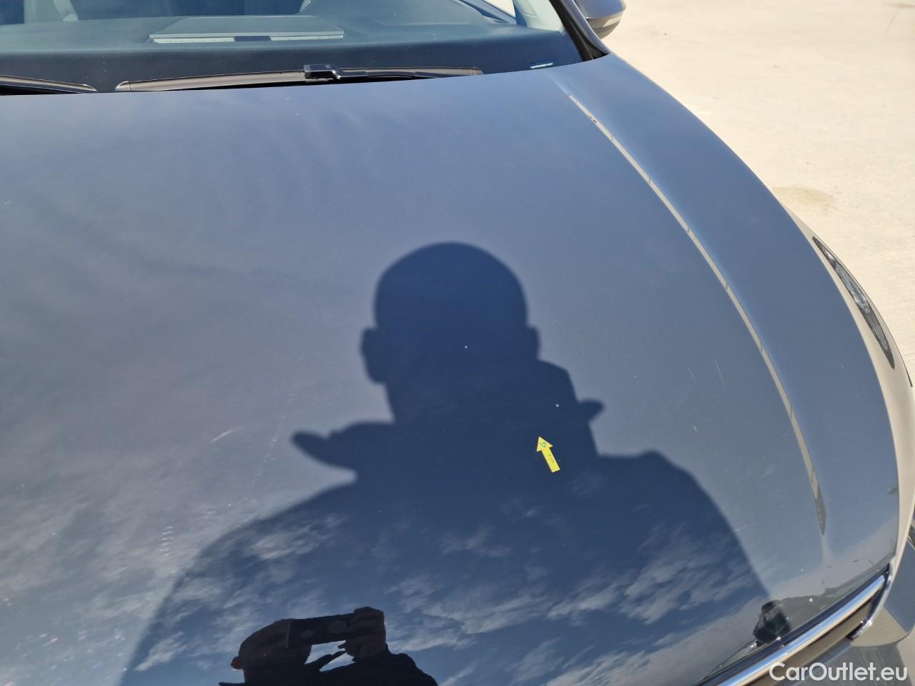  Volkswagen  Golf  Life 1.0 TSI #9