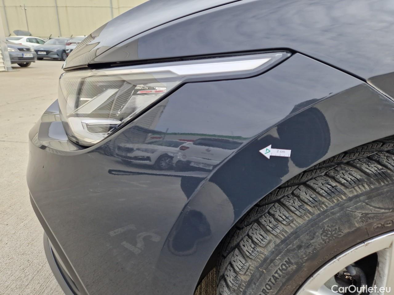  Volkswagen  Golf  Life 1.0 TSI #11