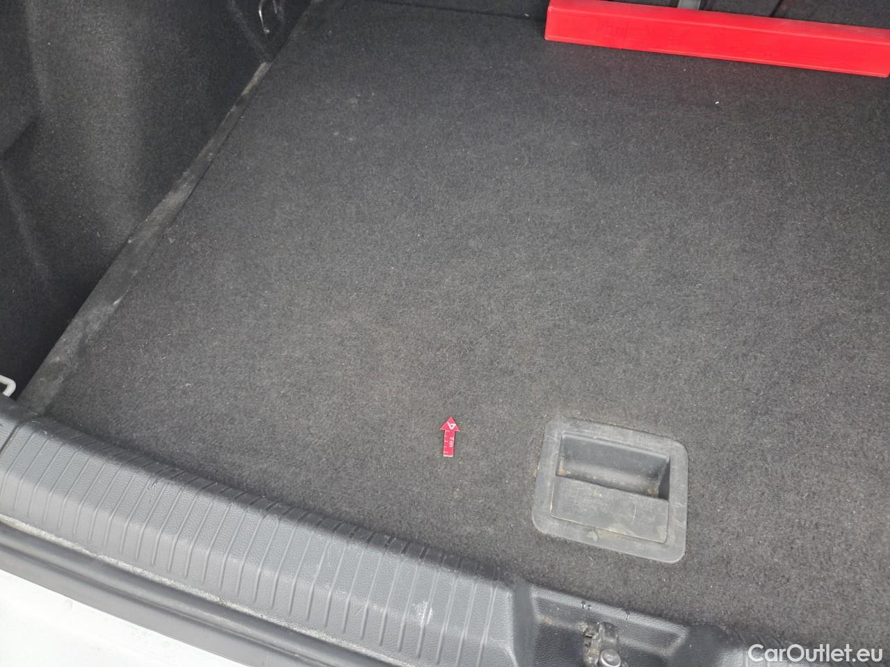  Volkswagen  Golf  Life 1.5 eTSI ACT DSG mild-Hybrid #33