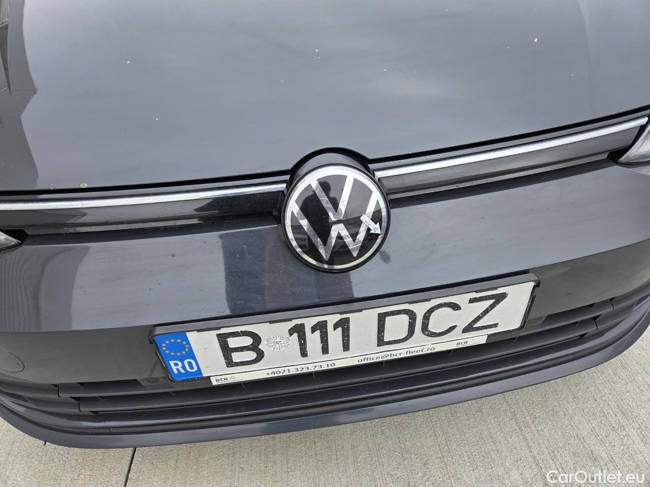  Volkswagen  Golf  Life 1.0 TSI #18