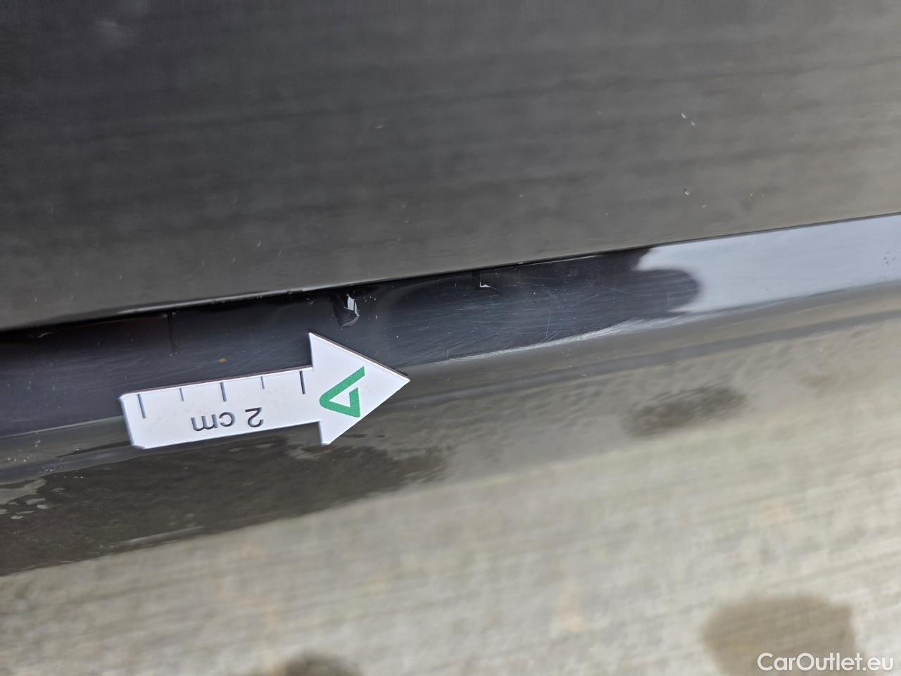  Volkswagen  Golf  Life 1.0 TSI #28