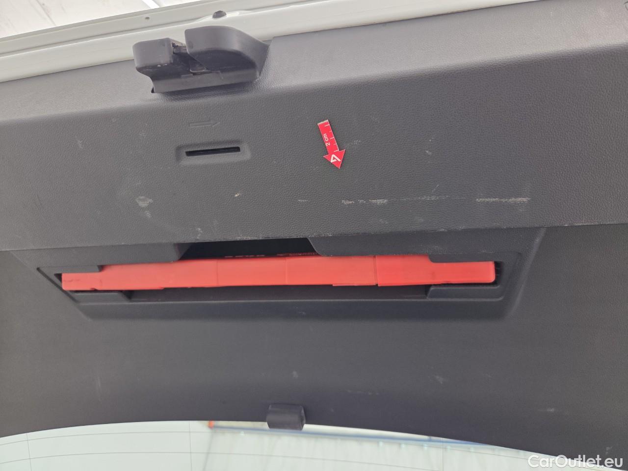  Volkswagen  Golf  Life 1.5 eTSI ACT DSG mild-Hybrid #32