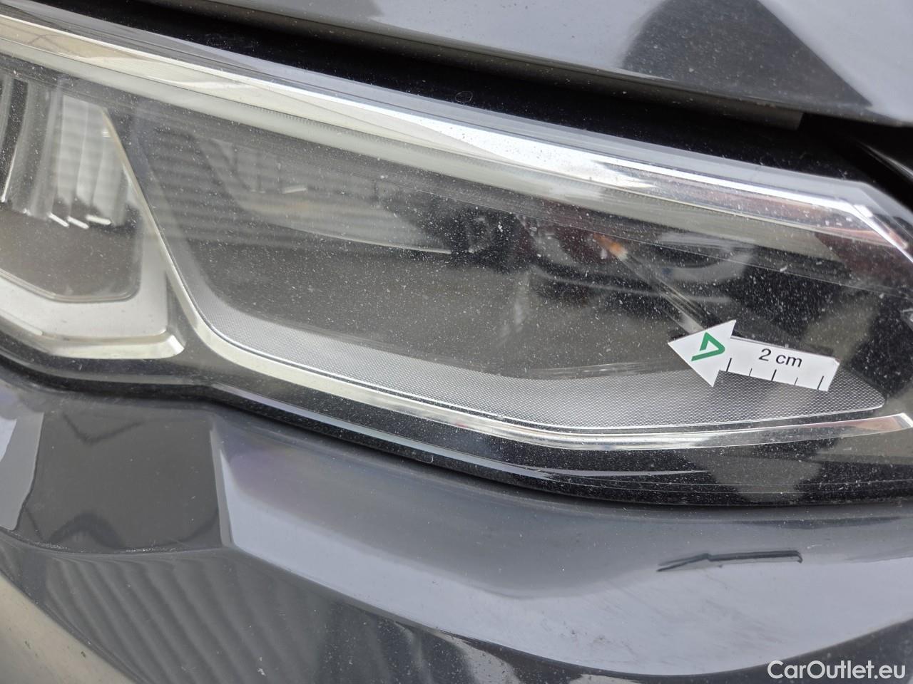  Volkswagen  Golf  Life 1.0 TSI #16