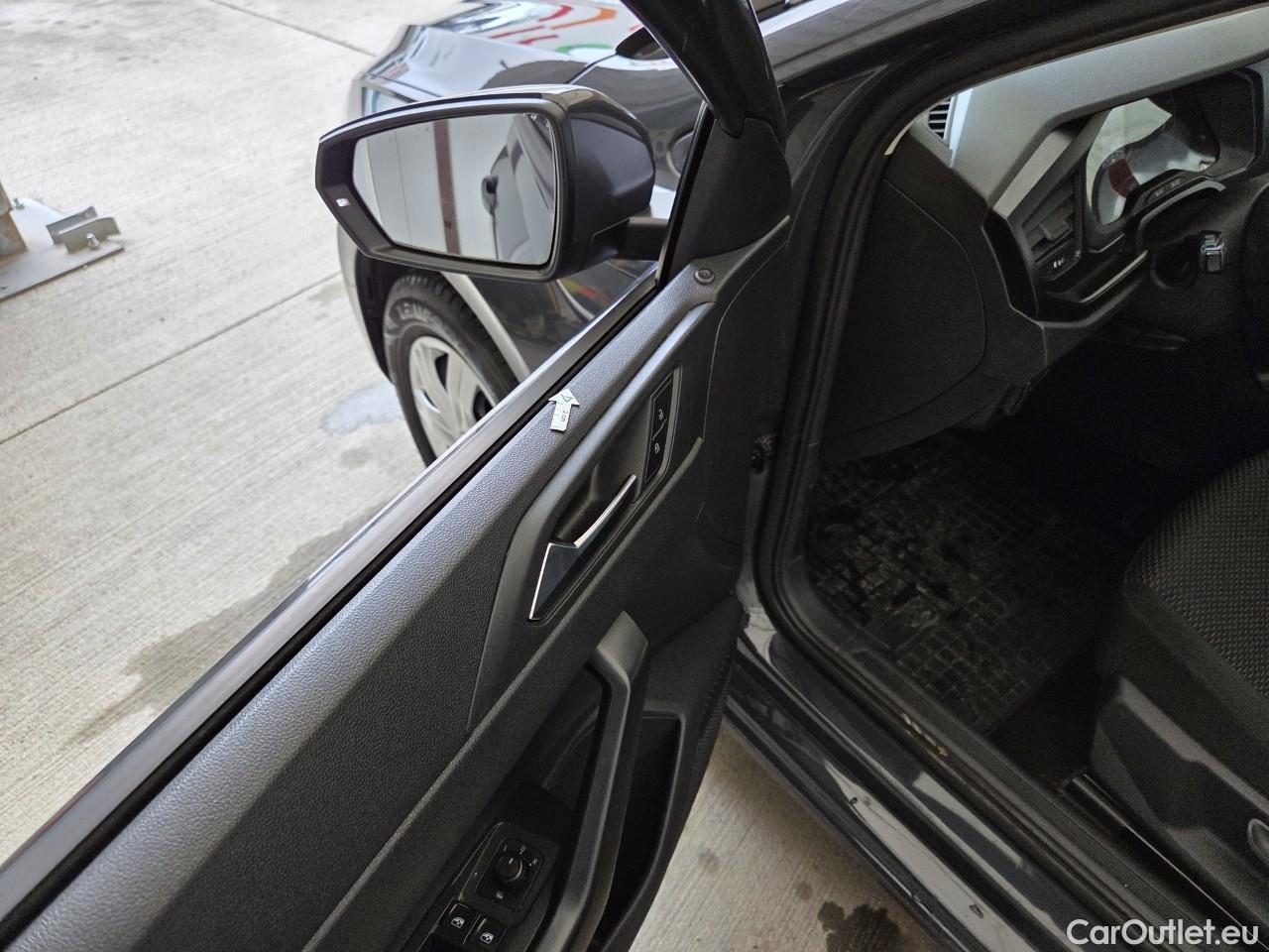  Volkswagen  Polo 1.0 80CP Trendline #56