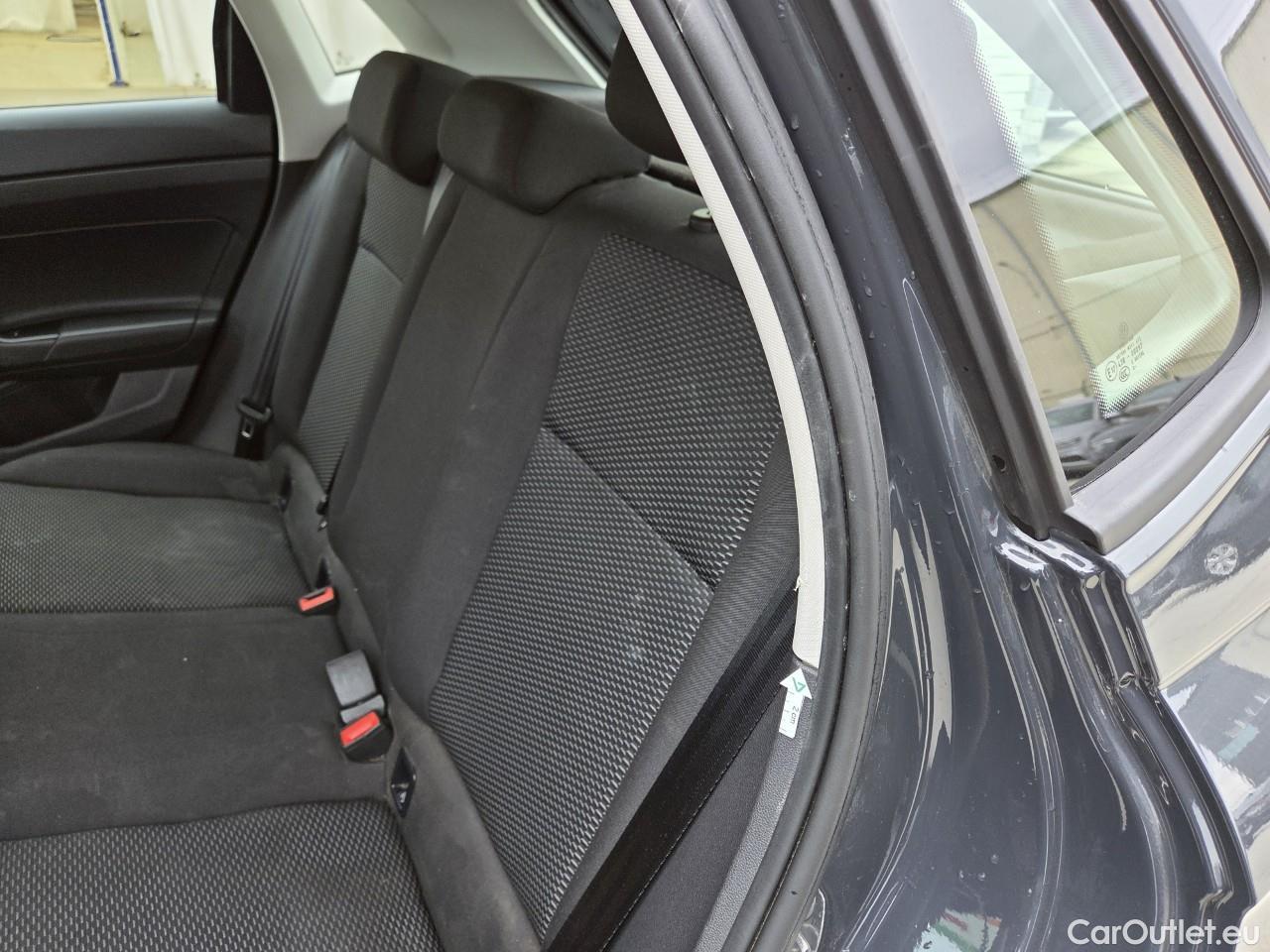  Volkswagen  Polo 1.0 80CP Trendline #50