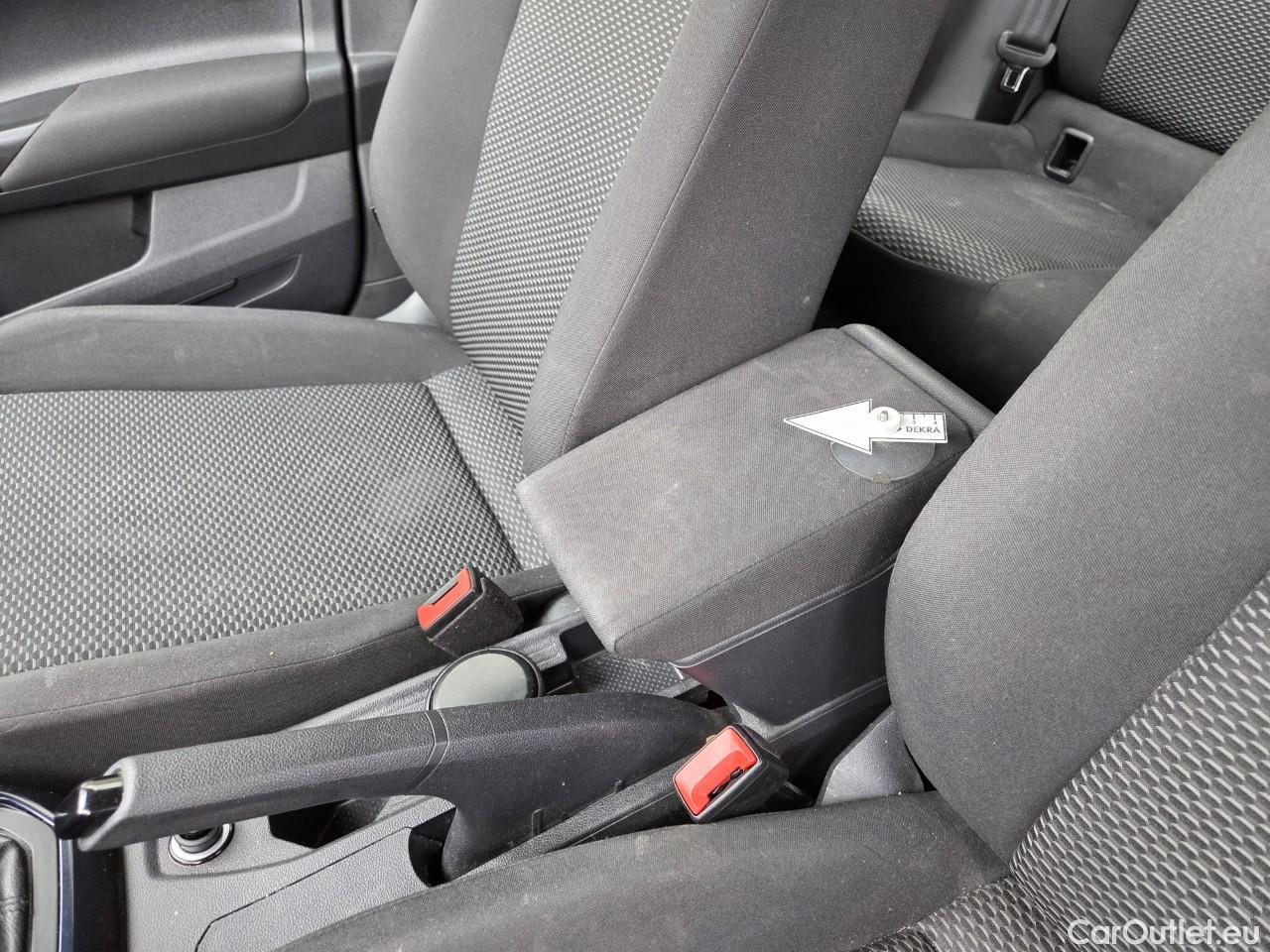  Volkswagen  Polo 1.0 80CP Trendline #43