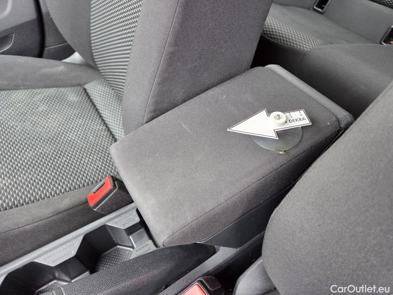  Volkswagen  Polo 1.0 80CP Trendline #36