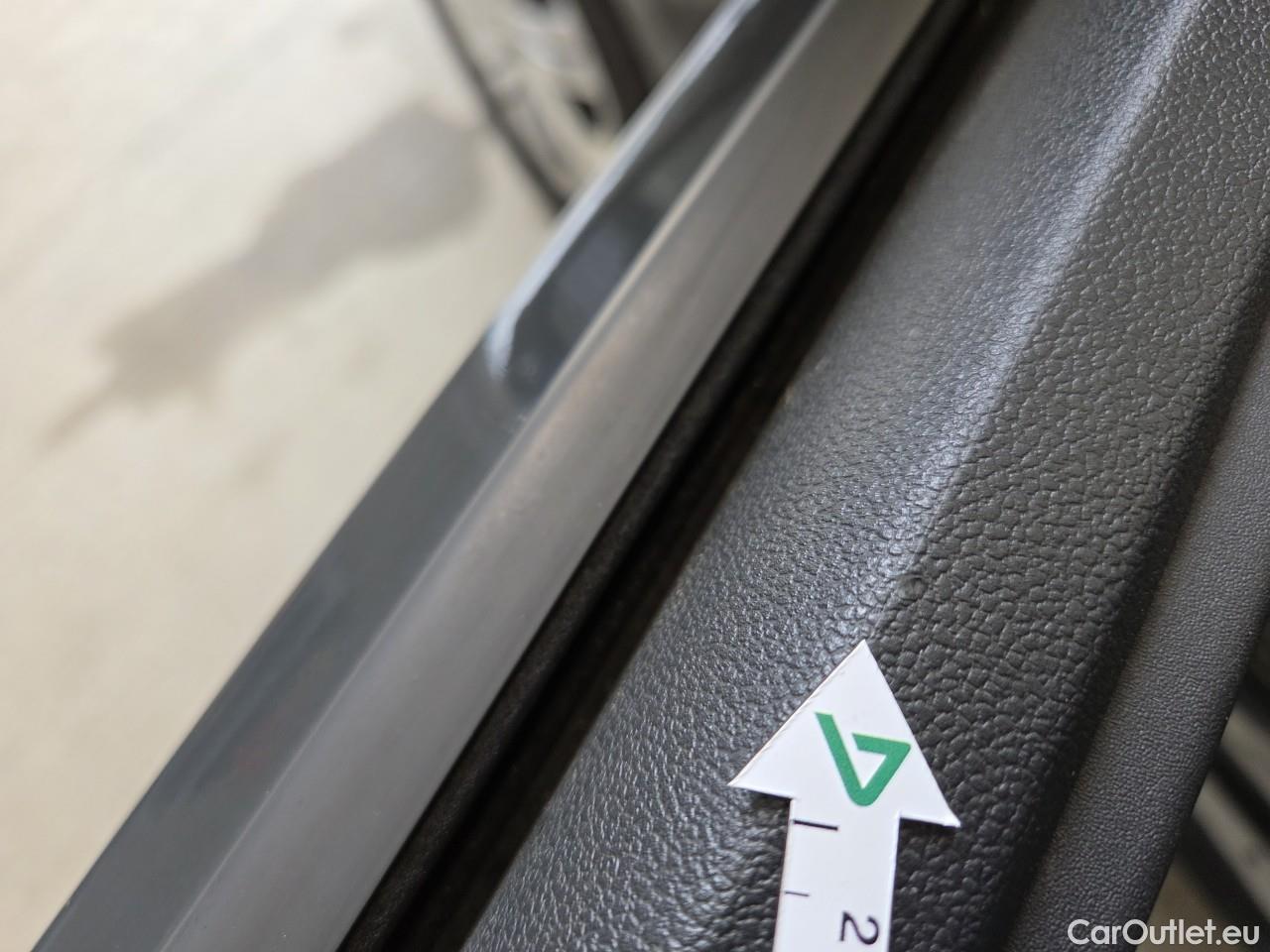  Volkswagen  Polo 1.0 80CP Trendline #55