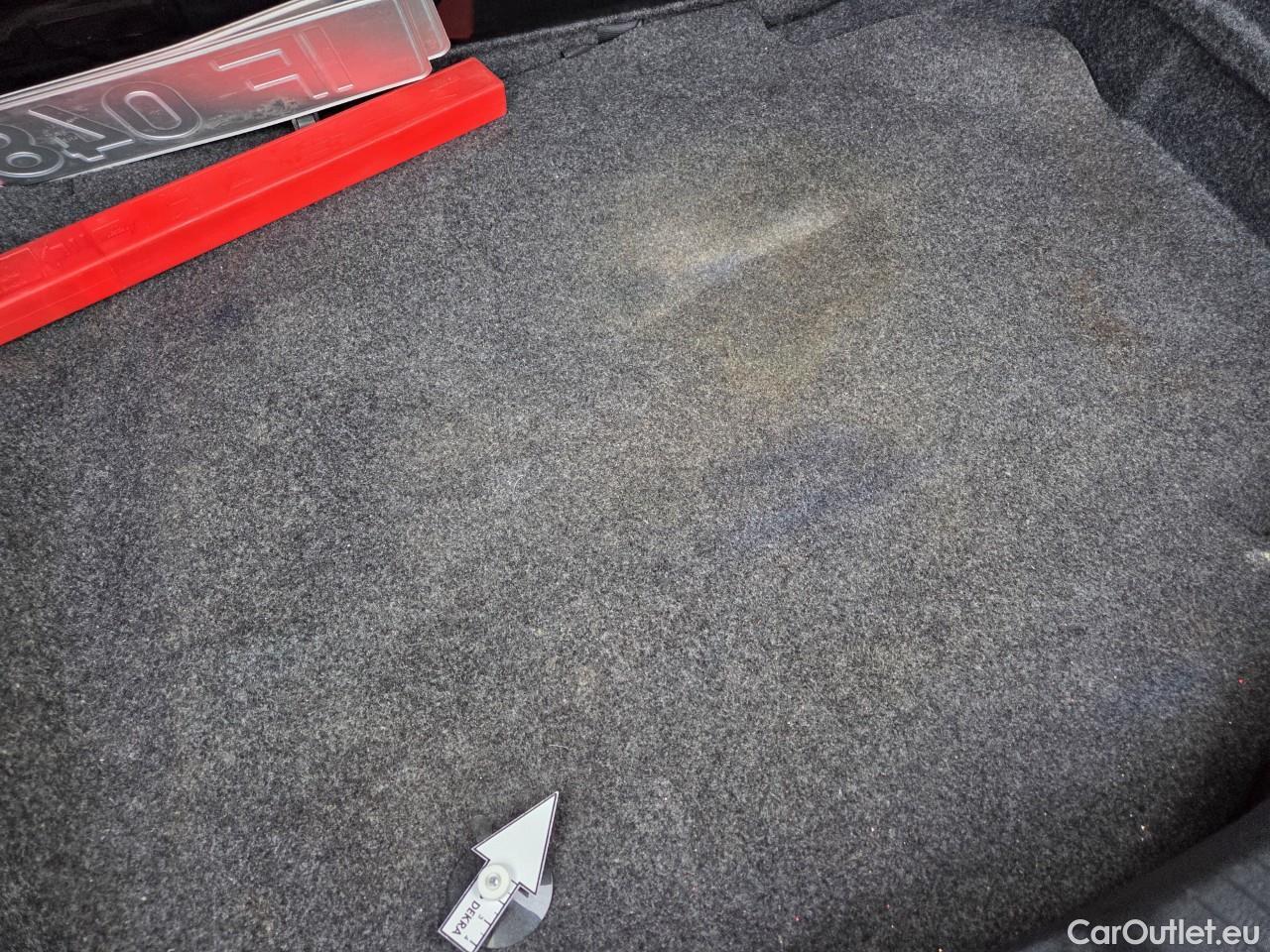  Volkswagen  Polo 1.0 80CP Trendline #46