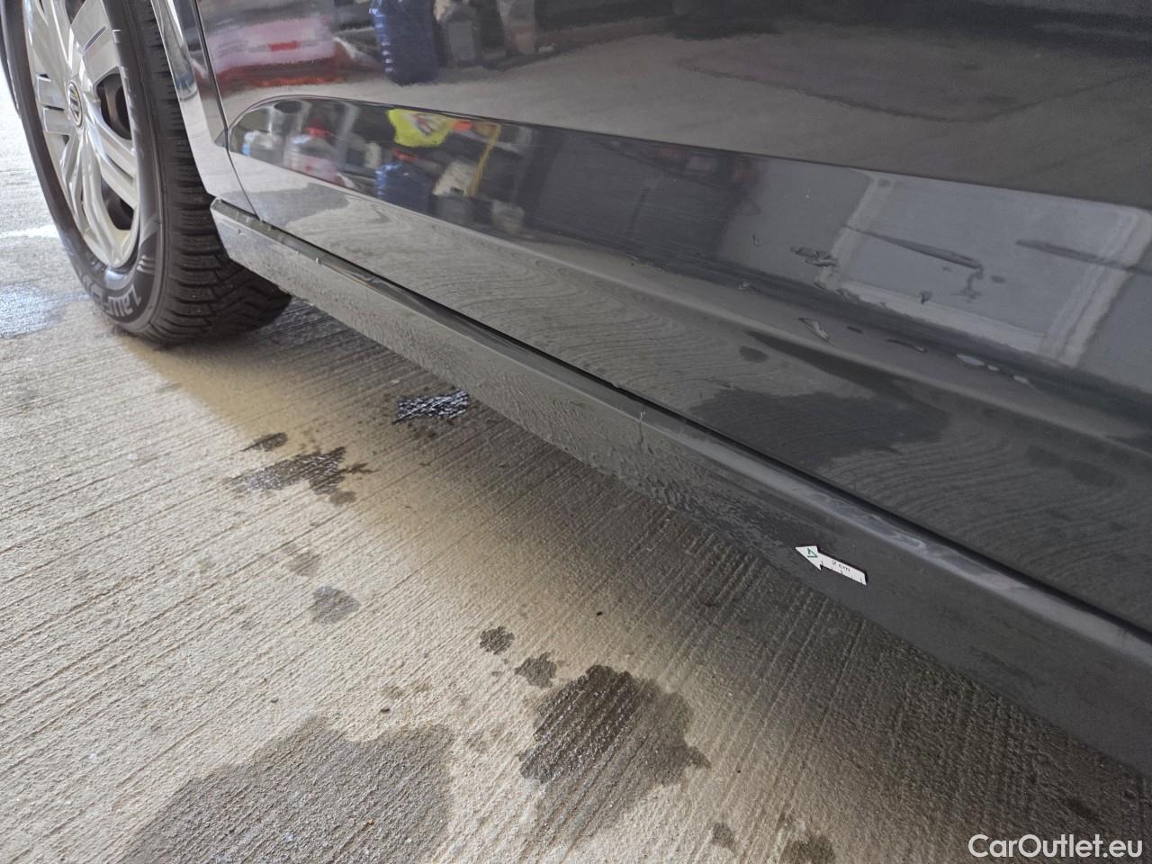  Volkswagen  Polo 1.0 80CP Trendline #1