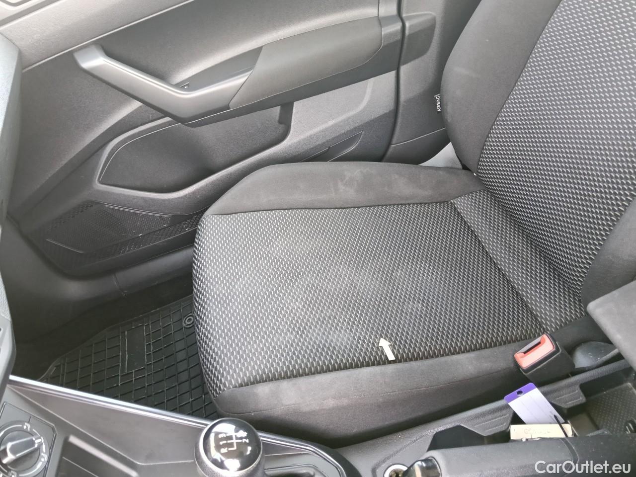  Volkswagen  Polo 1.0 80CP Trendline #40