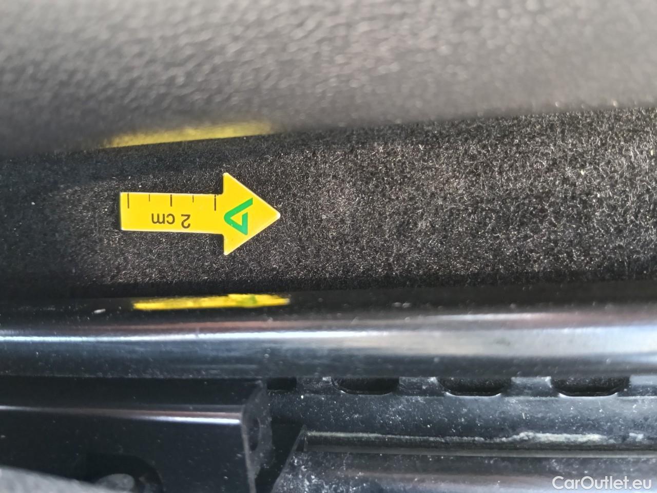  Volkswagen  Polo 1.0 80CP Trendline #8