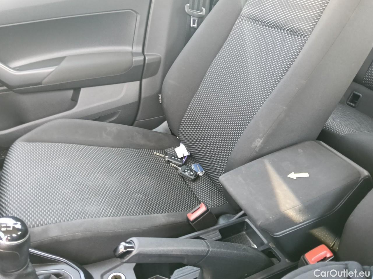  Volkswagen  Polo 1.0 80CP Trendline #37