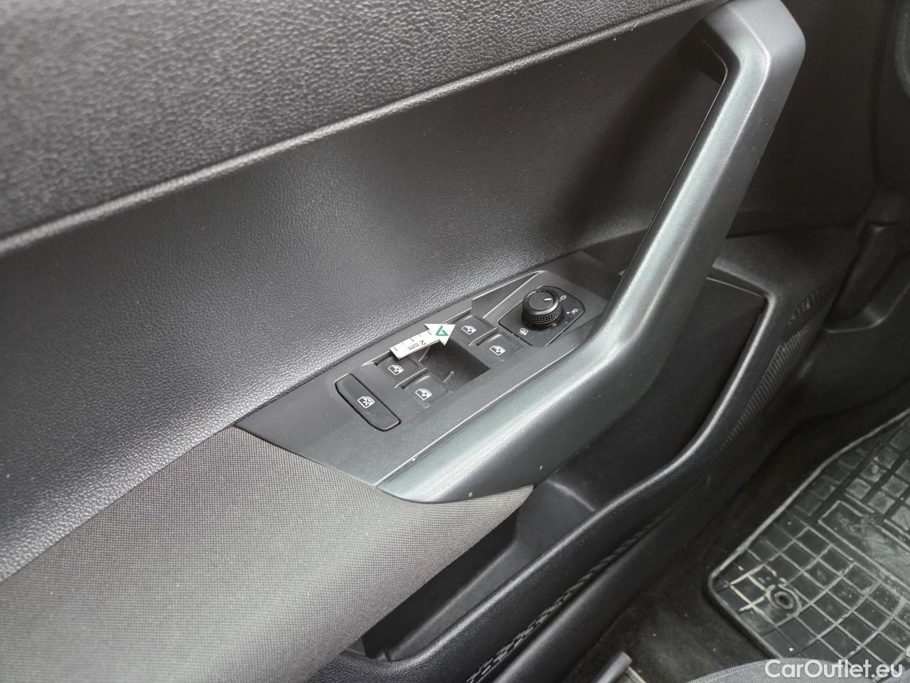  Volkswagen  Polo 1.0 80CP Trendline #2