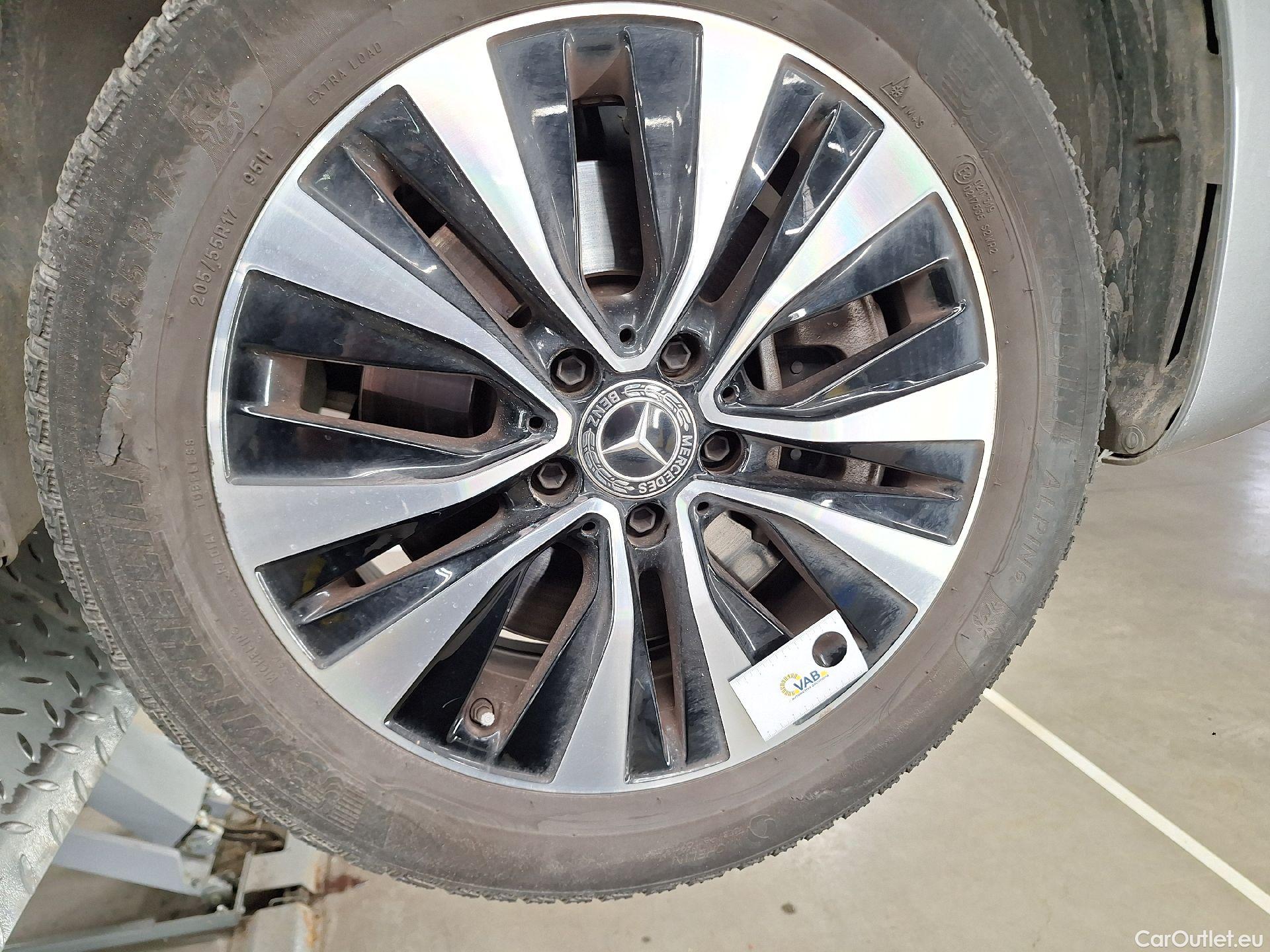  Mercedes  A-Klasse Mercedes, A-Class Ber '18 PHEV, Mercedes-Benz  Limousine A 250e Business S #33