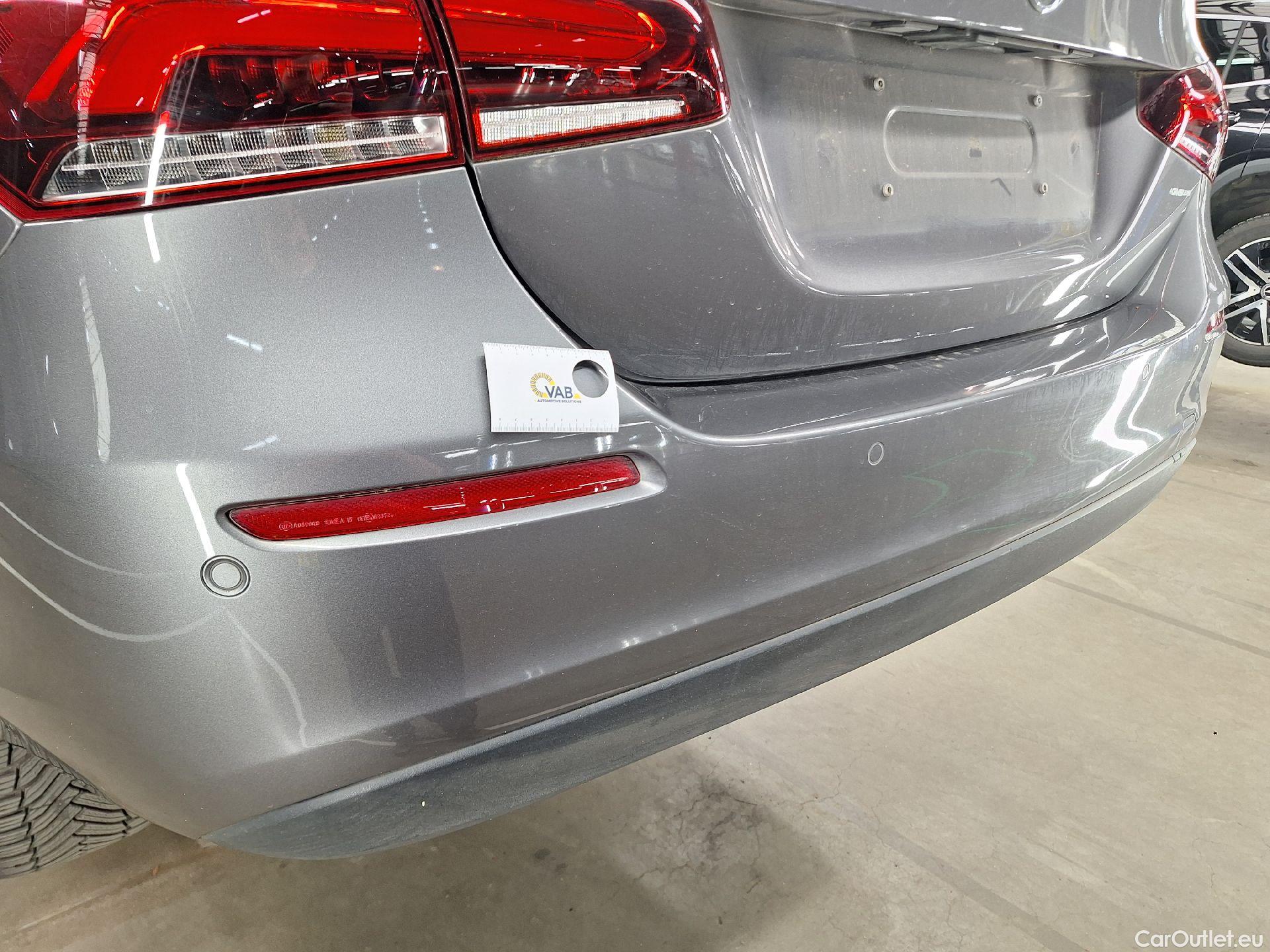  Mercedes  A-Klasse Mercedes, A-Class Ber '18 PHEV, Mercedes-Benz  Limousine A 250e Business S #12