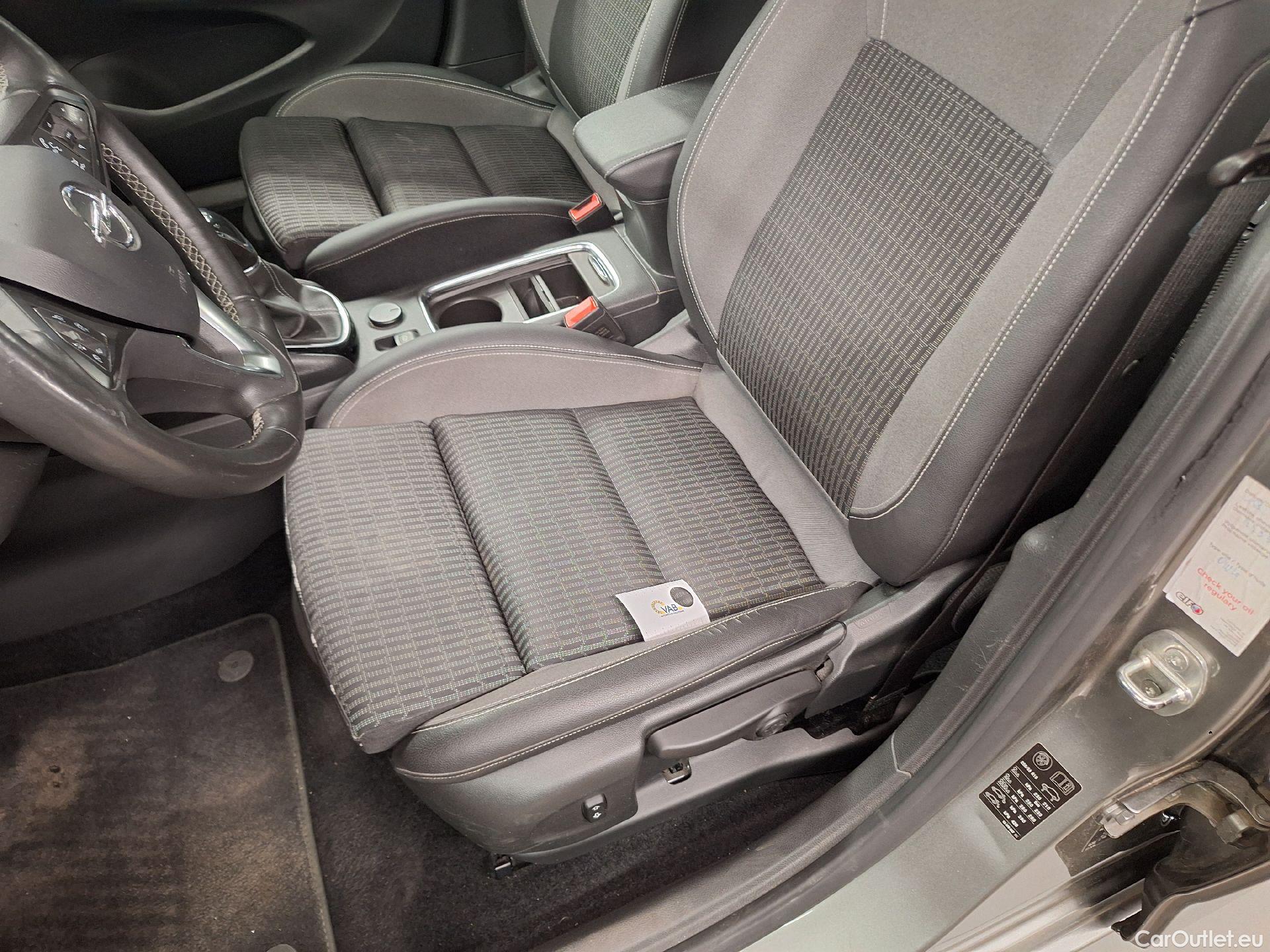  Opel  Astra Opel,  ST FL'19, Opel  Sports Tourer 1.5 Turbo D 77kW S/S Eleg #37