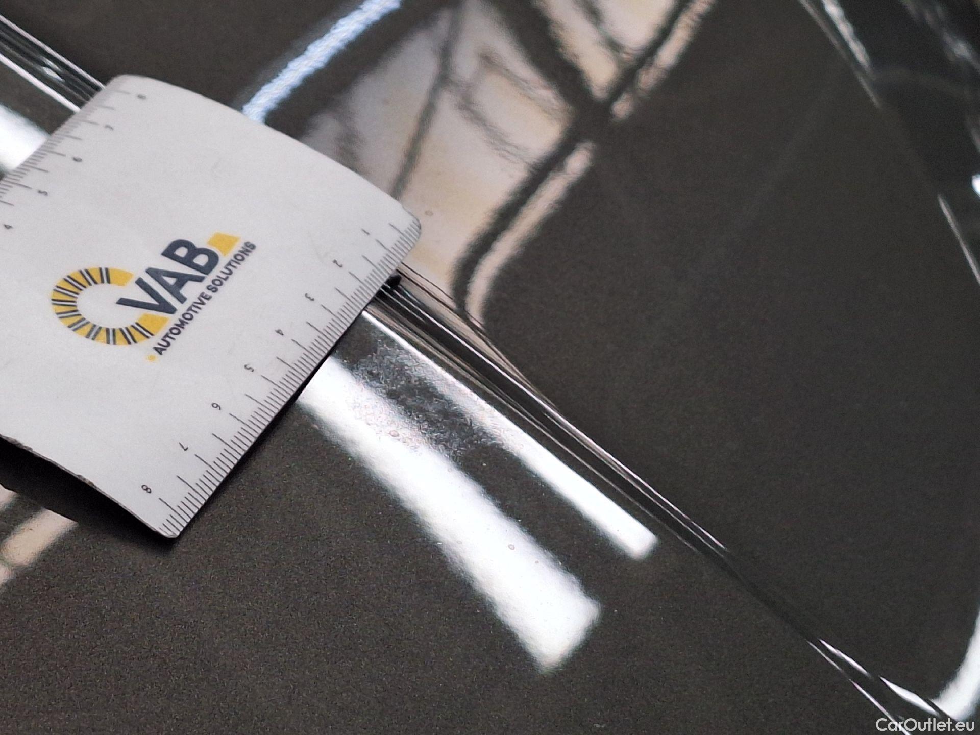  Audi  Q3 Audi,  '18, Audi  35 TDI S Tronic Business Edition 5d #37