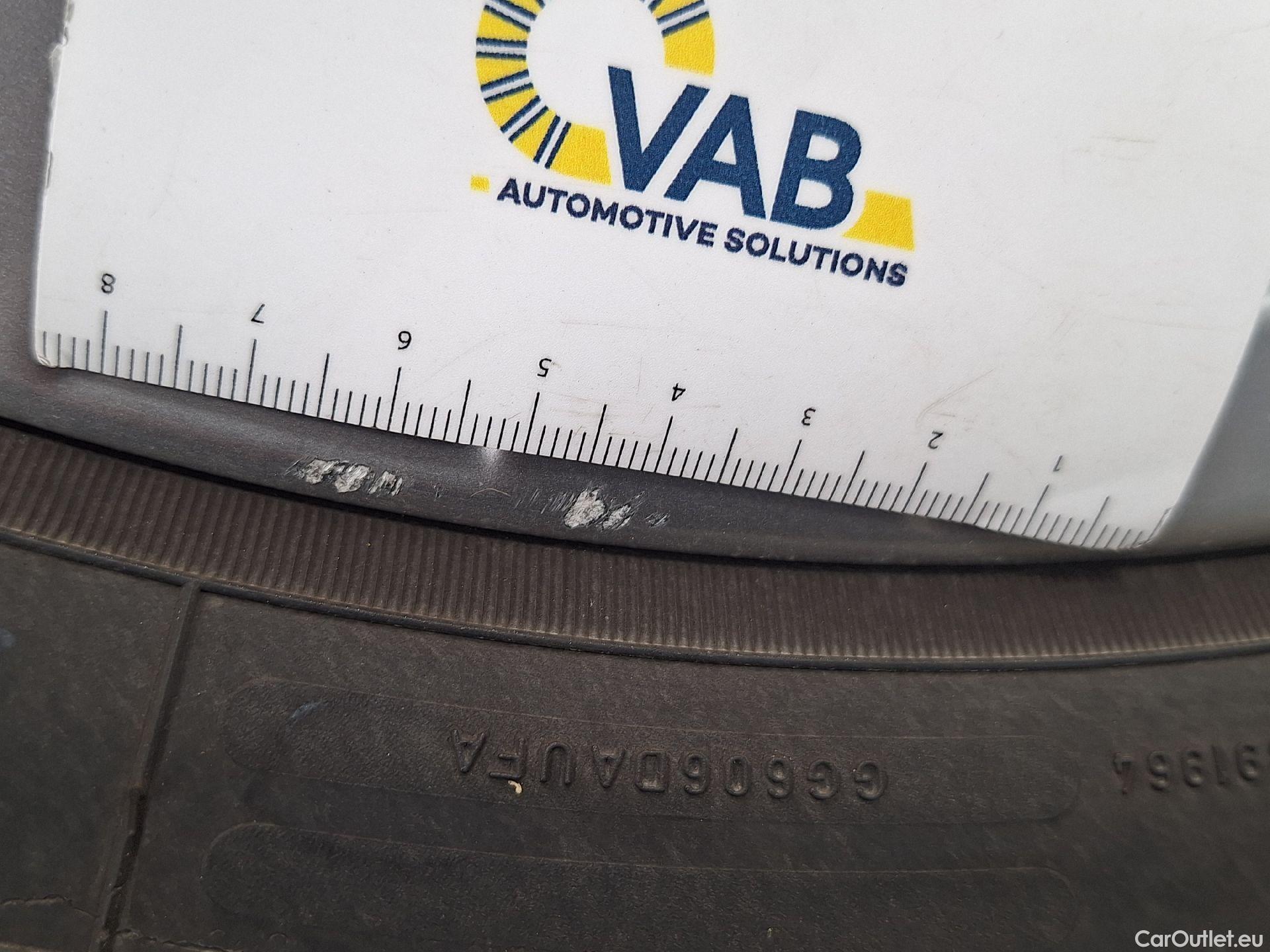  Volkswagen  Taigo VW,  '21, Volkswagen  1.0 TSI 81KW DSG R-Line Business  #18