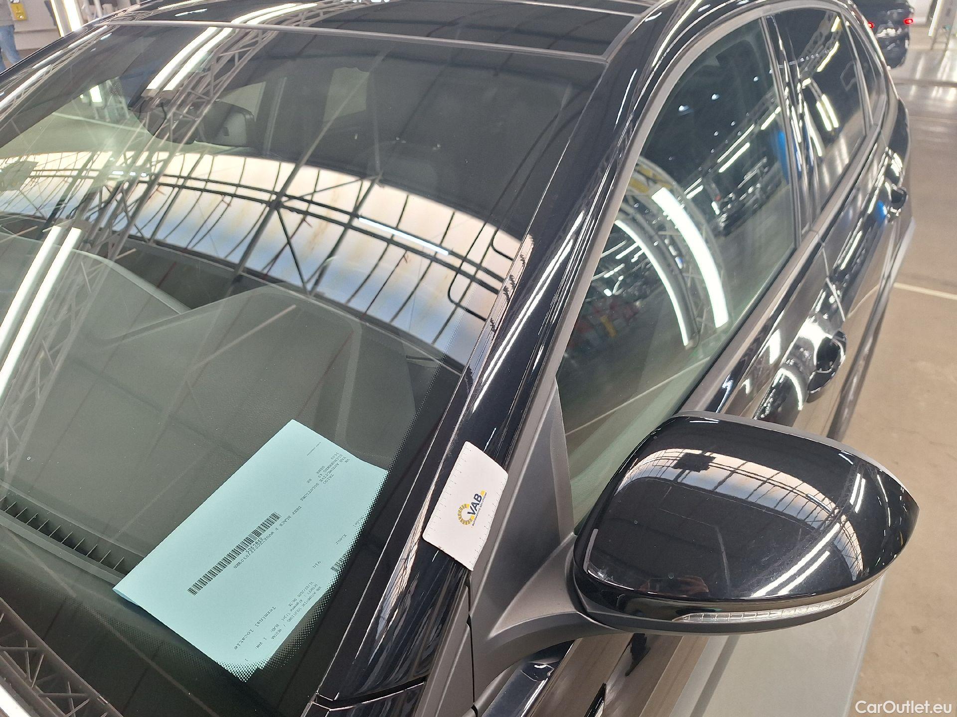  Volkswagen  Taigo VW,  '21, Volkswagen  1.0 TSI 81KW DSG R-Line Business  #34