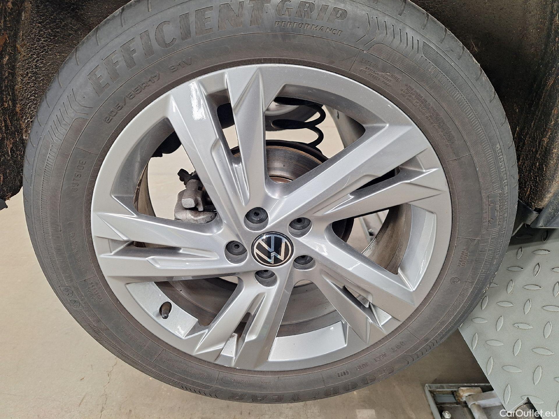  Volkswagen  Taigo VW,  '21, Volkswagen  1.0 TSI 81KW DSG R-Line Business  #16