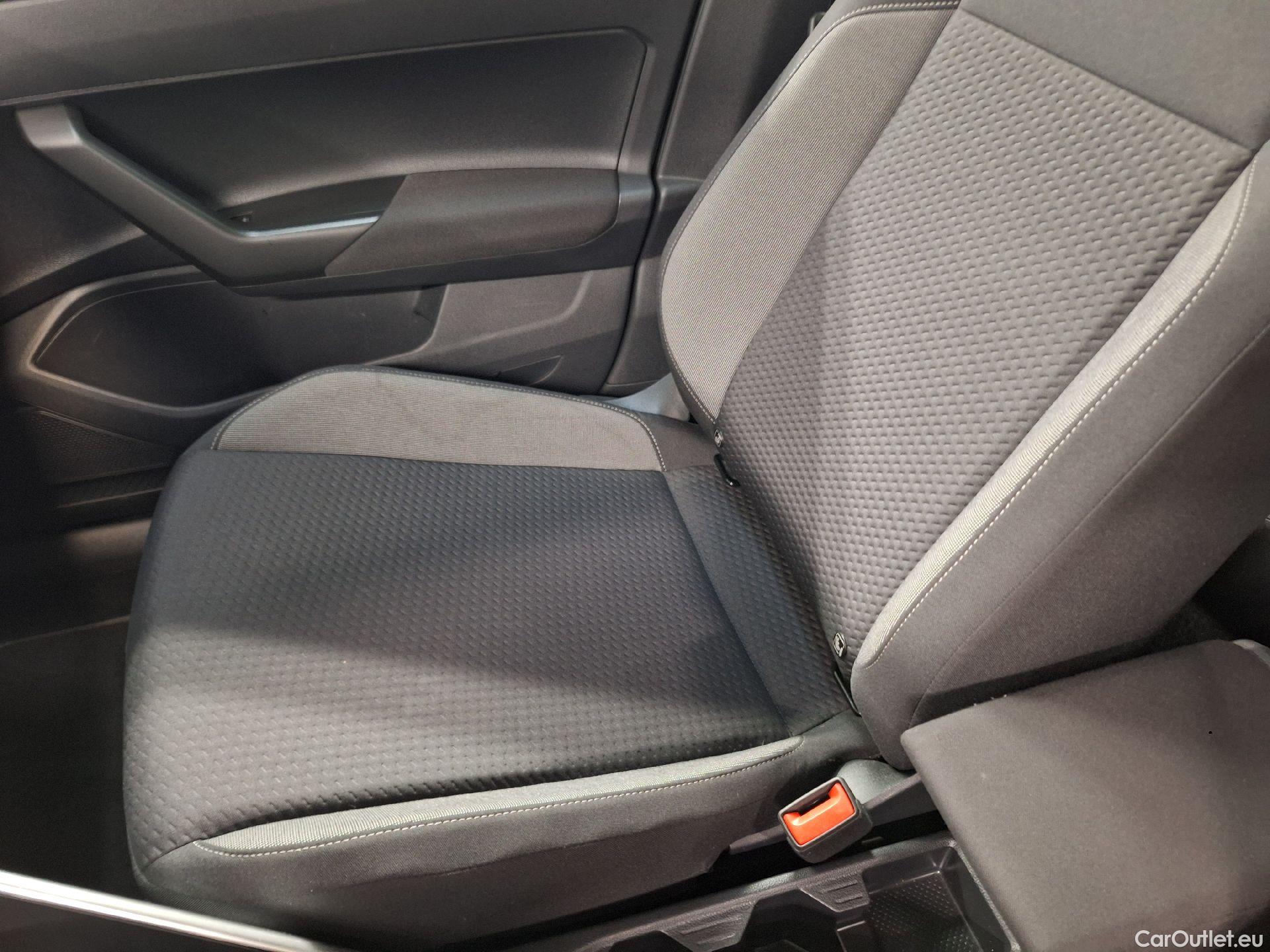  Volkswagen  Polo VW,  FL'21, Volkswagen  1.0 TSI Life Business DSG 5d #4