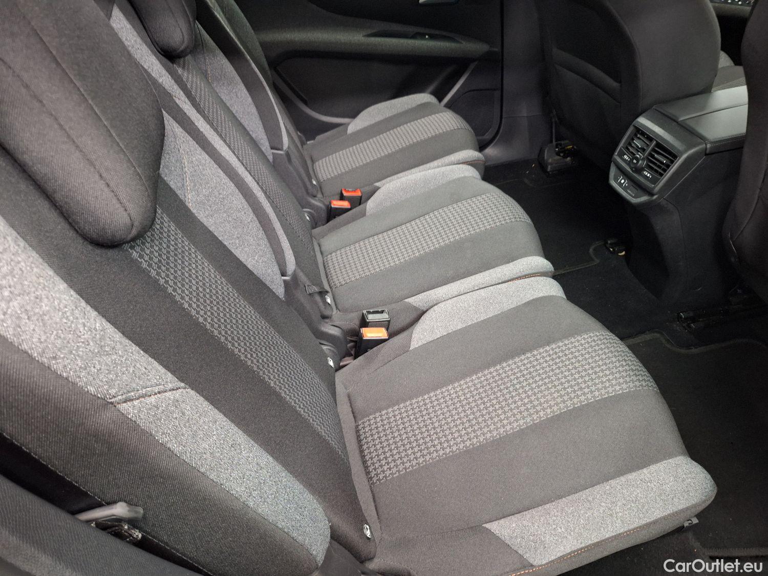  Peugeot  5008 Peugeot,  FL'20, Peugeot  1.5 BlueHDi 96kW S&S Active Pack 5d #50